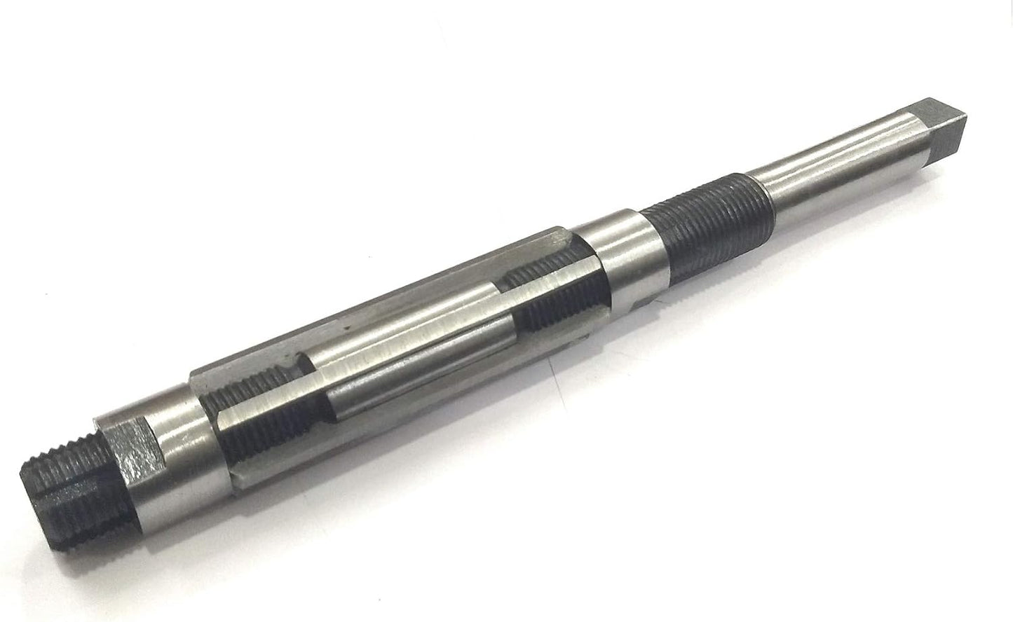 Adjustable Hand Reamer Tool (H11-15/16" to 1.1/16" (23.81-26.98mm))