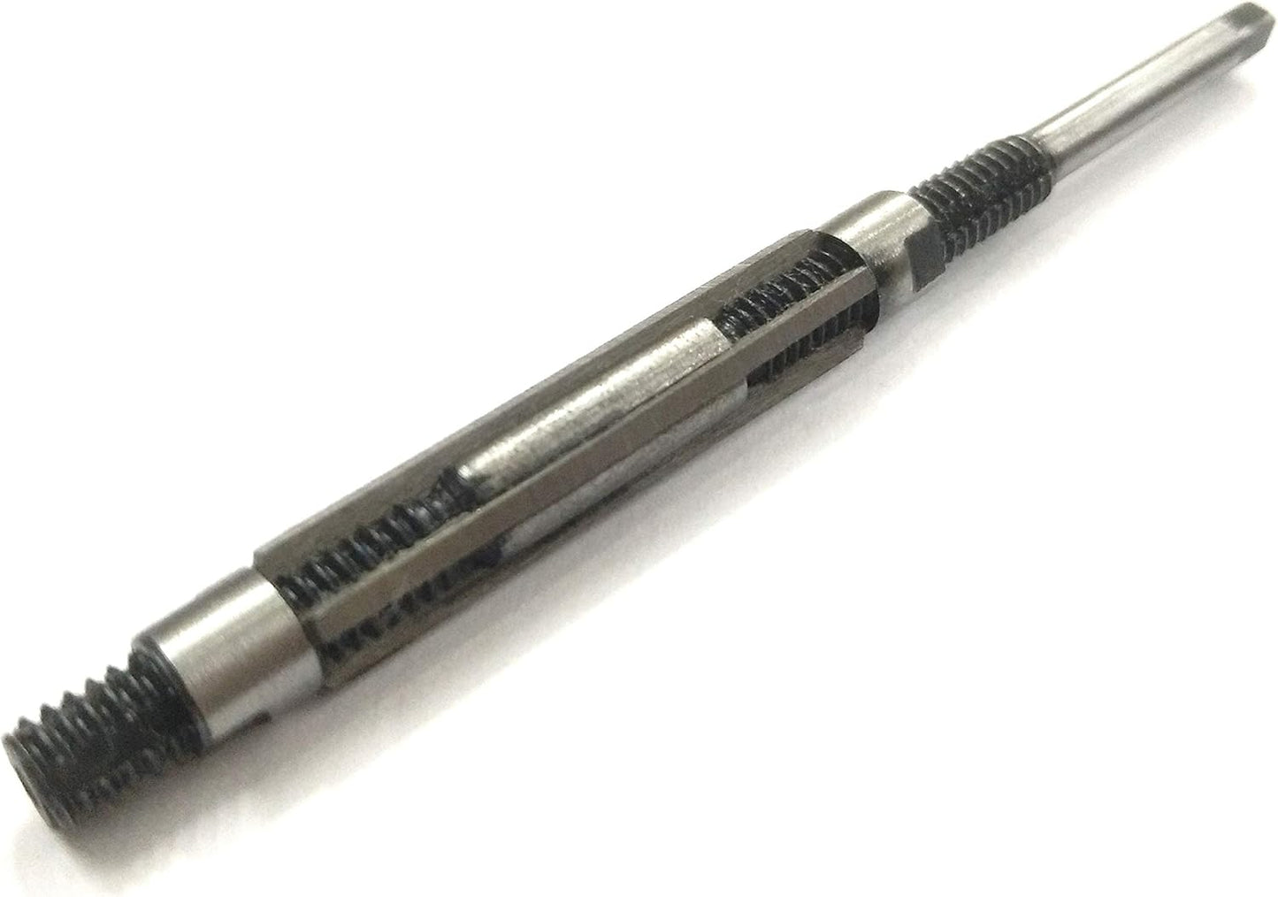QUALITY ADJUSTABLE HAND REAMERS-CARBON STEEL BLADES (HV- 1/4~9/32 (6.35~7.14 mm))