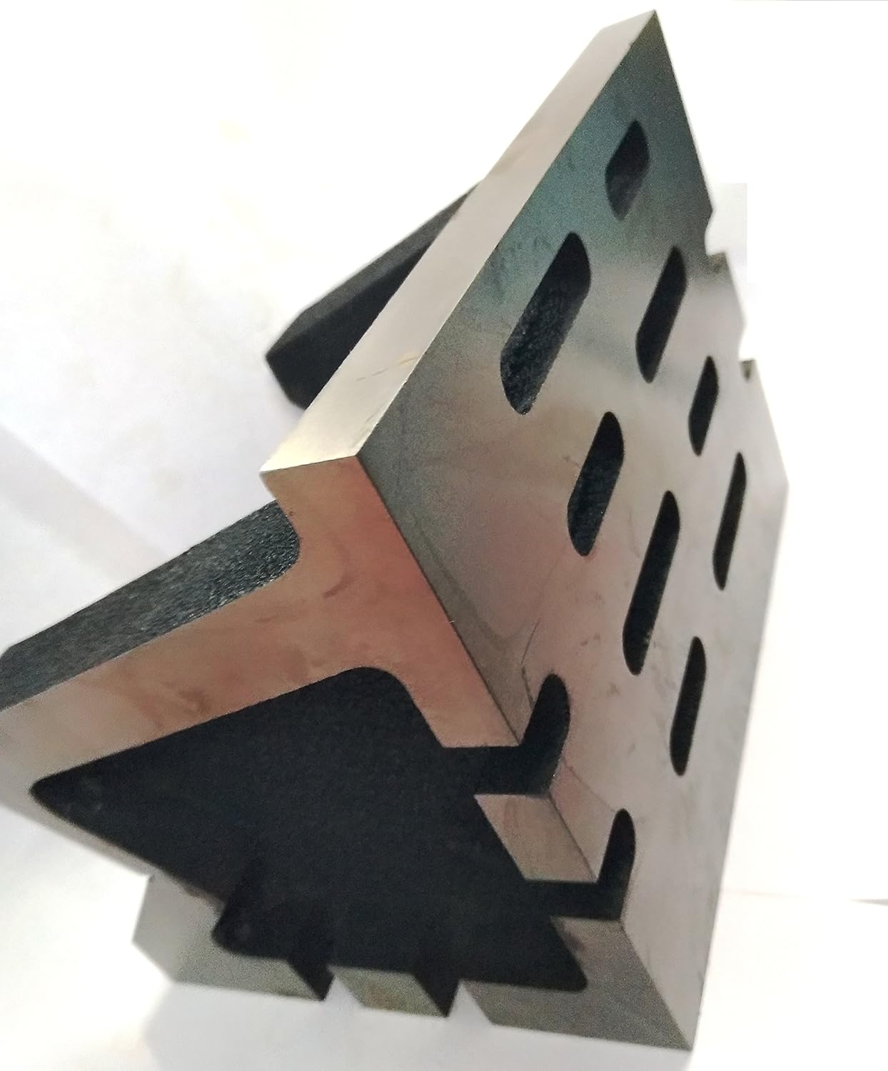 QUALITY PRECISION GRADED CASTE IRON VEE ANGLE PLATES-STRESS RELIEVED - WORK-HOLDING CLAMPING MILLING ENGINEERING MACHINE TOOLS-HEAVY DUTY (6" x 6" x 8" (150 x 150 x 200 mm) - Slotted)