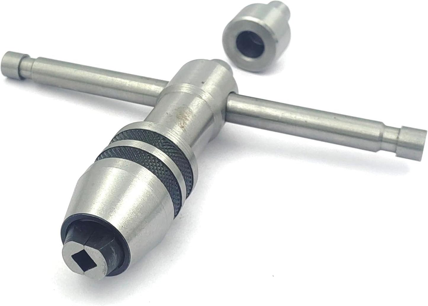 ASSORTS Precision Guiding Tap Wrench With Freely Spinnable Cap For Enhanced Runout Control
