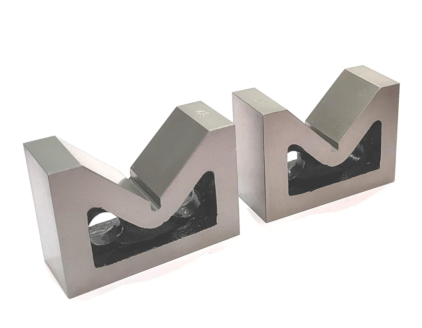 Assorts seasoned caste iron v block pair (75 x 56 x 31 MM (3" Inch)