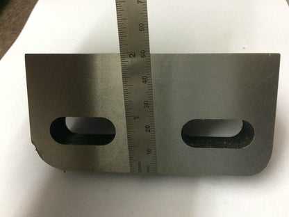 Caste Iron Slotted Small Angle Plate 100 x 50 x 58 mm -Stress Relieved