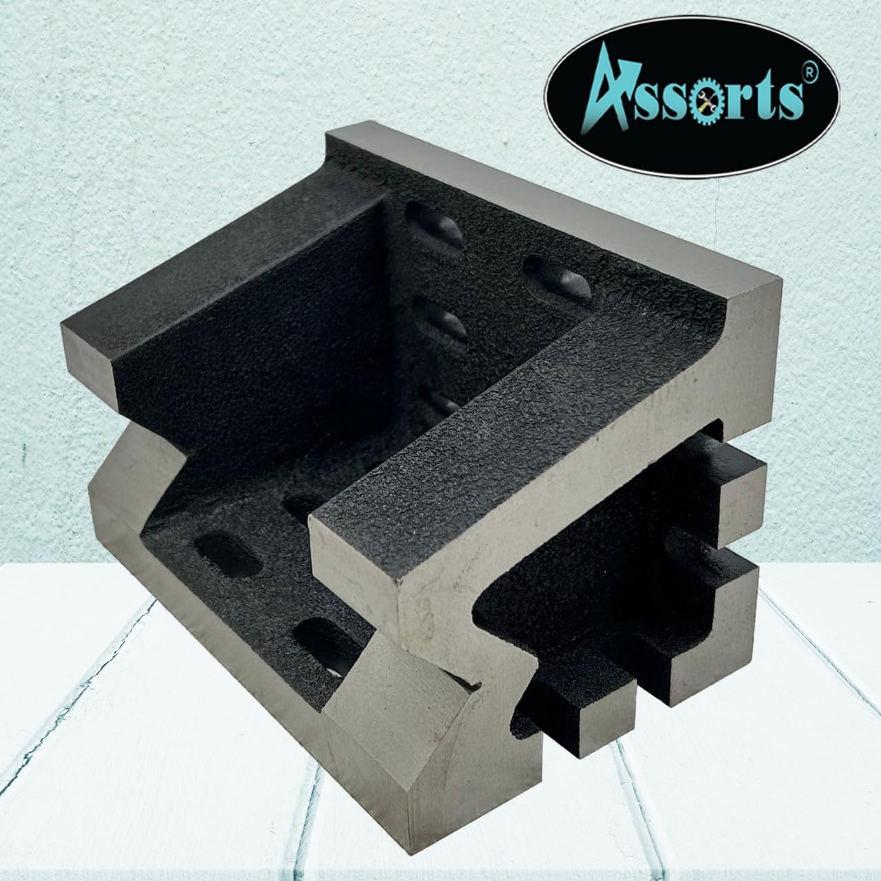 Quality Precision Graded Caste Iron Vee Angle Plates-stress Relieved - Work-holding Clamping Milling Engineering Machine Tools-heavy Duty (4" X 4" X 6" (100 X 100 X 150 Mm) -slotted)