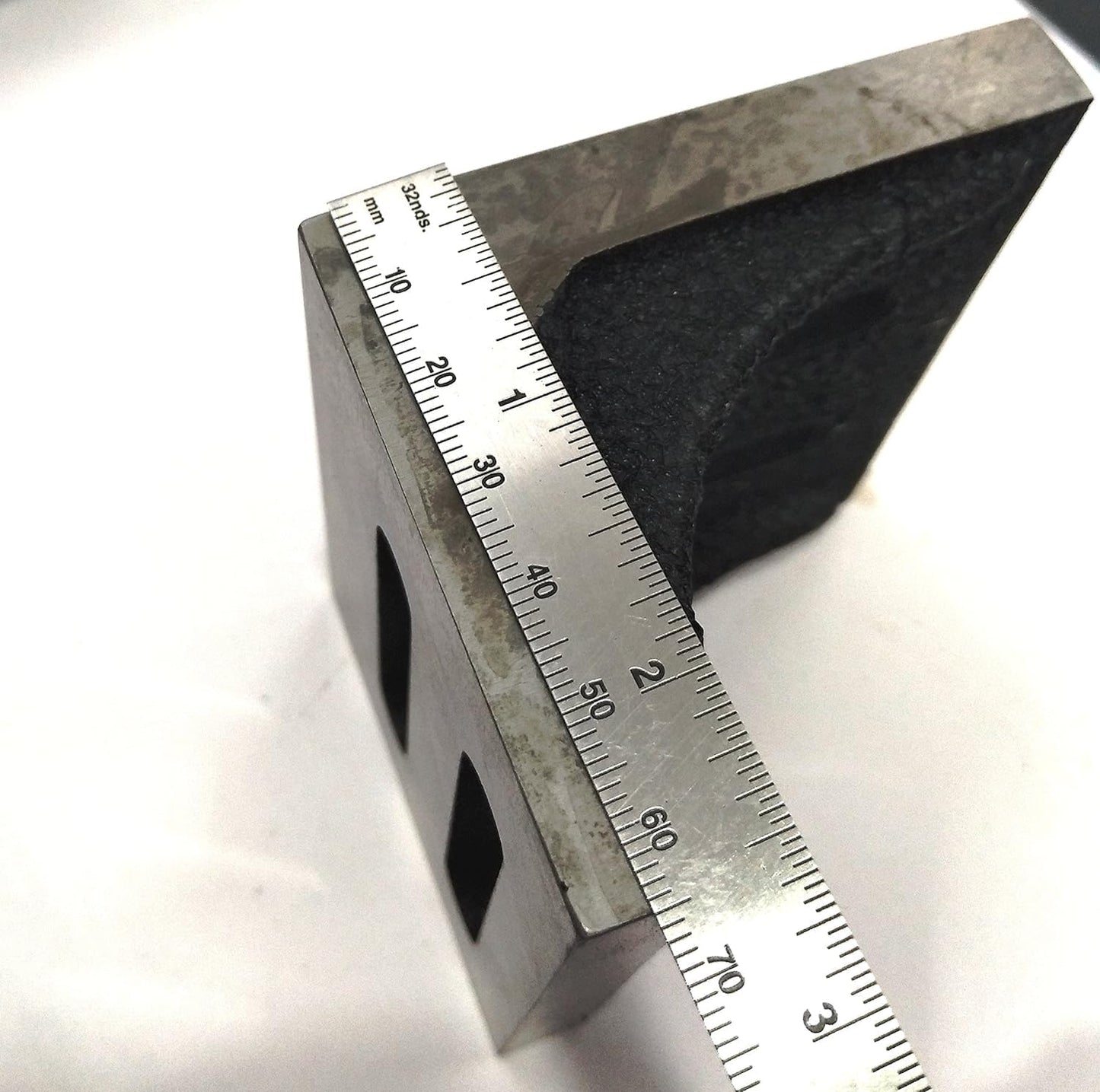 Assorts SLOTTED WEBBED ANGLE PLATE- STRESS RELIEVED GRAIN CASTE IRON ANGLE PLATE (BIG # 3" x 3-1/2" x 2-1/2"INCH/ 75 x 88 x 63 MM)