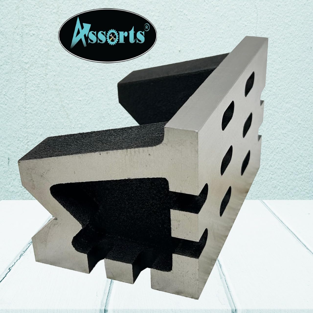 Quality Precision Graded Caste Iron Vee Angle Plates-stress Relieved - Work-holding Clamping Milling Engineering Machine Tools-heavy Duty (4" X 4" X 6" (100 X 100 X 150 Mm) -slotted)